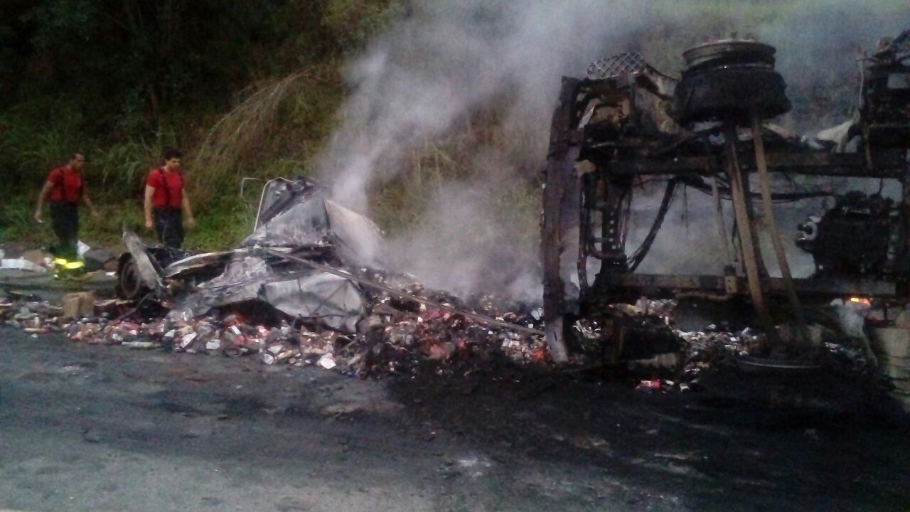 Jovem morre em grave acidente na Serra dos pombos - Blog do Léo Santos